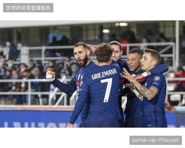 奥利塞独中三元锁定胜局,但因离场过慢触发新规导致法国队短暂十人应战敲响战术警钟 奥利塞独中三元锁定胜局,但因离场过慢触发新规导致法国队短暂十人应战敲响战术警钟